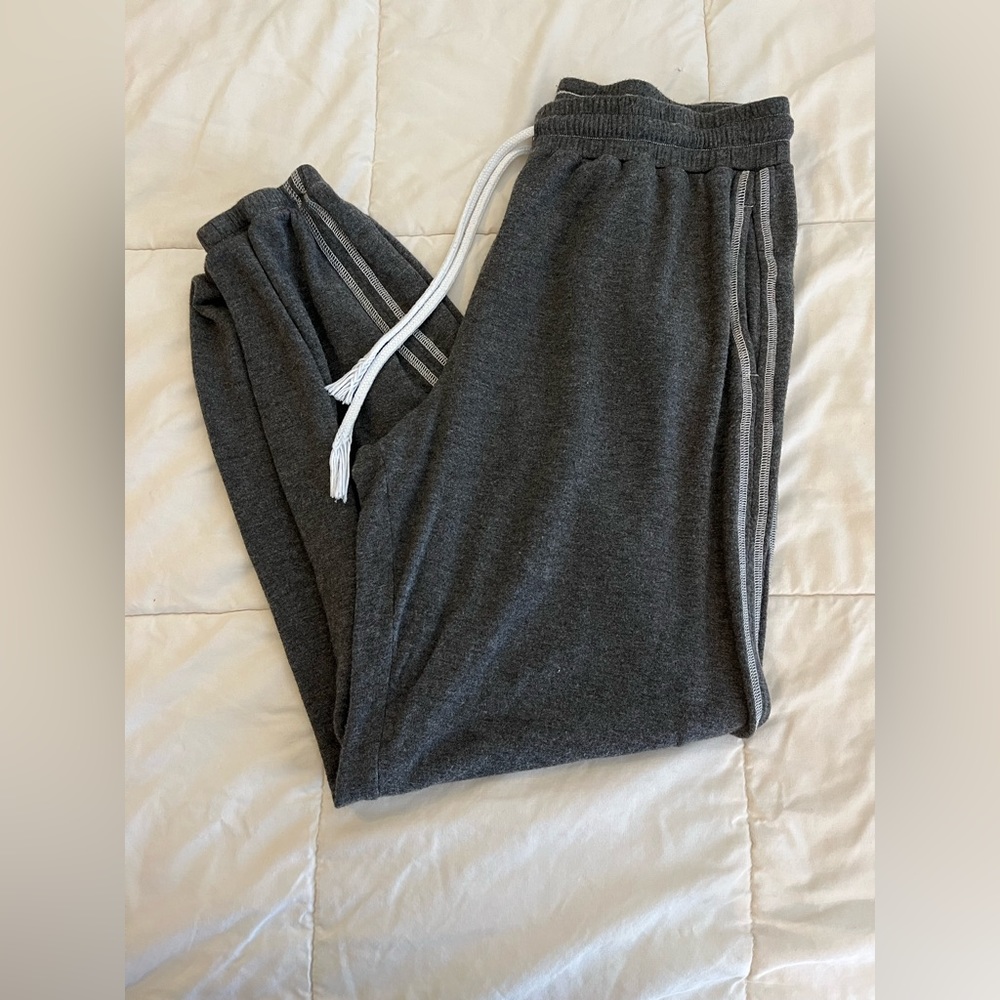 Like new joggers